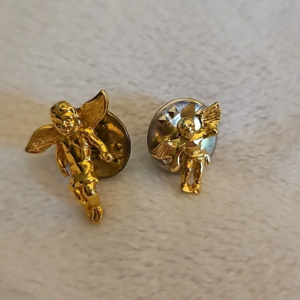 Vintage Goldtone Angel Cherub Lapel Hat Pin